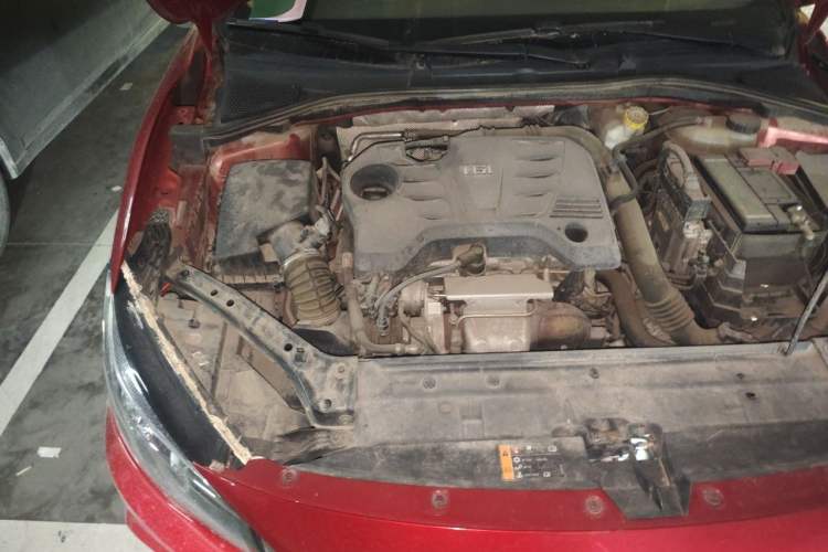 Used MG 6 2018 20T Automatic Luxury Smart Connectivity Version China VI Standard Engine Bay Right