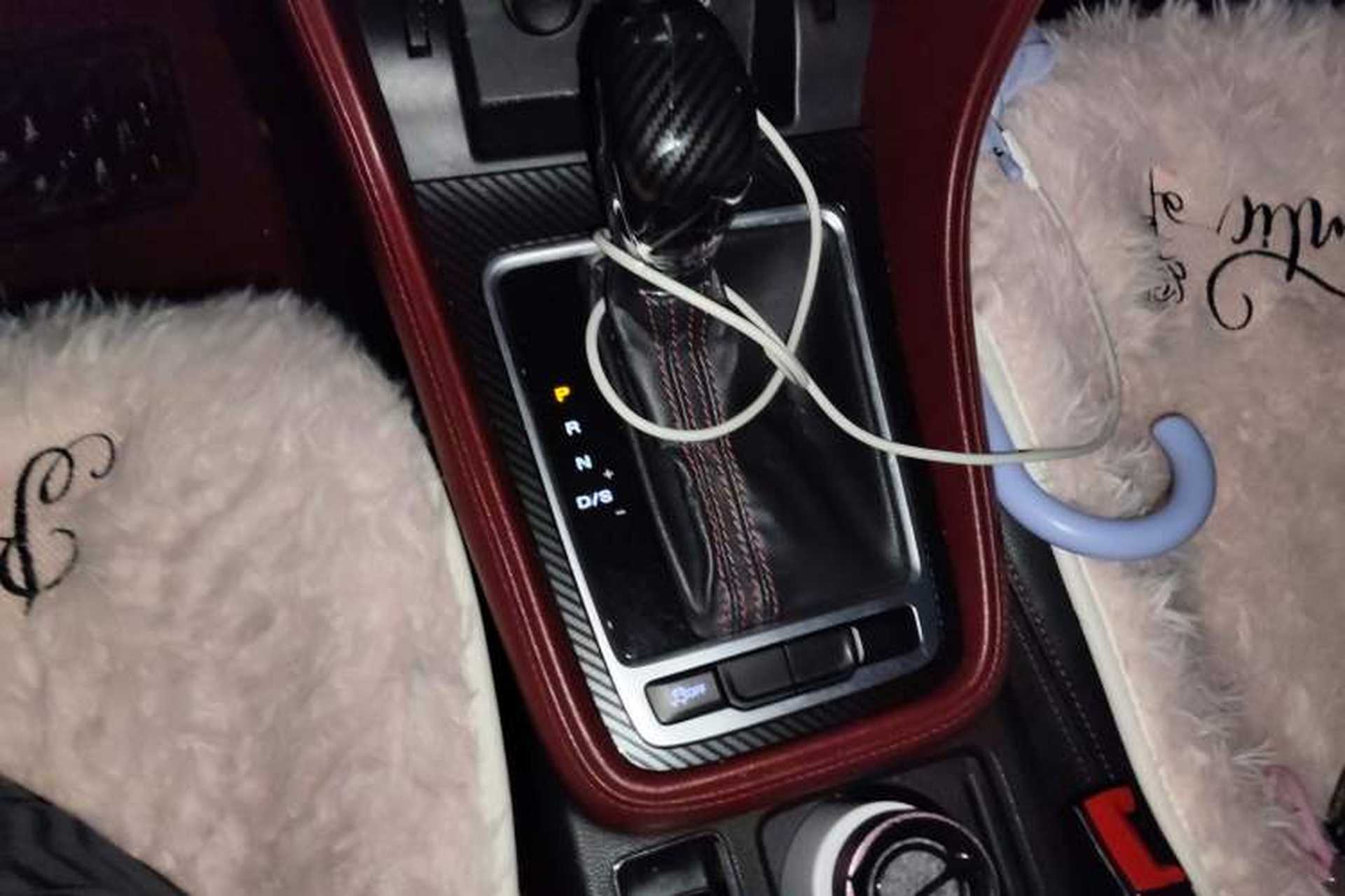 Used MG 6 2018 20T Automatic Trophy Premium Internet Edition China VI Standard Gear Lever