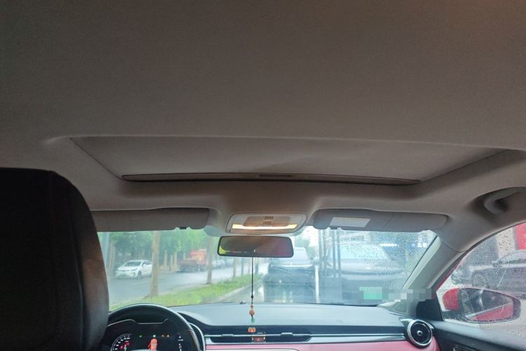 Used MG 6 2018 20T Automatic Trophy Premium Internet Edition China VI Standard Headliner