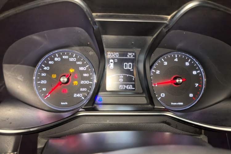 Used MG 6 2018 20T Automatic Luxury Smart Connectivity Version China VI Standard Instrument Cluster