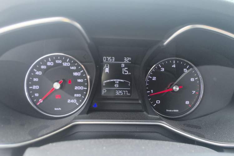 Used MG 6 2018 20T Automatic Luxury Smart Connectivity Version China VI Standard Instrument Cluster