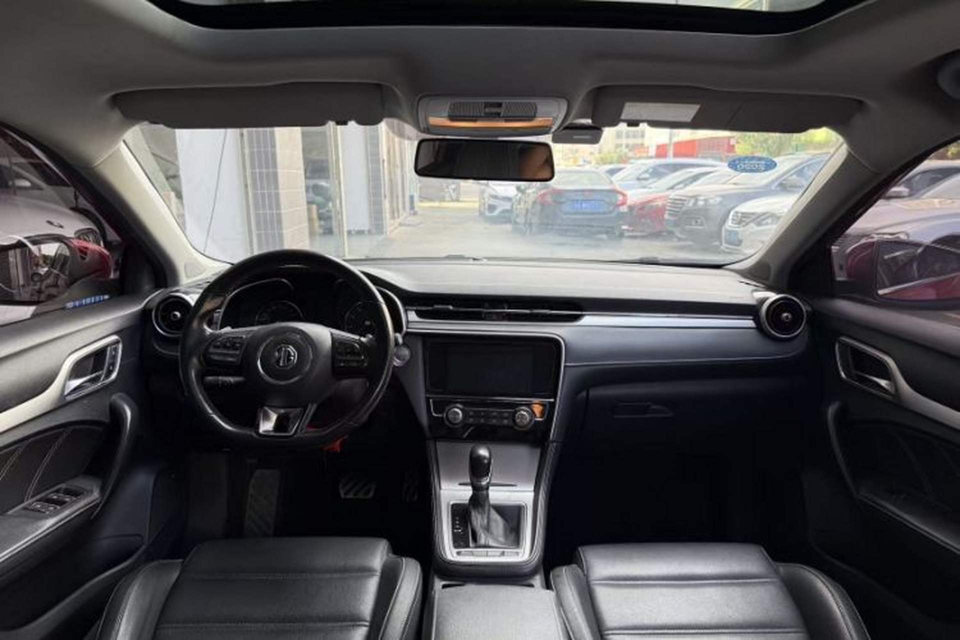 Used MG 6 2018 20T Automatic Luxury Smart Connectivity Version China VI Standard Interior 4