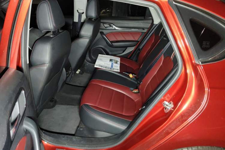 Used MG 6 2018 20T Automatic Trophy Premium Internet Edition China VI Standard Interior 4