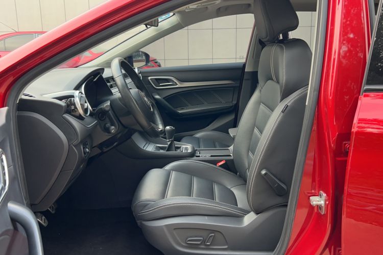 Used MG 6 2018 20T Manual Luxury Smart Connect Version China VI Standard Left Front Seat