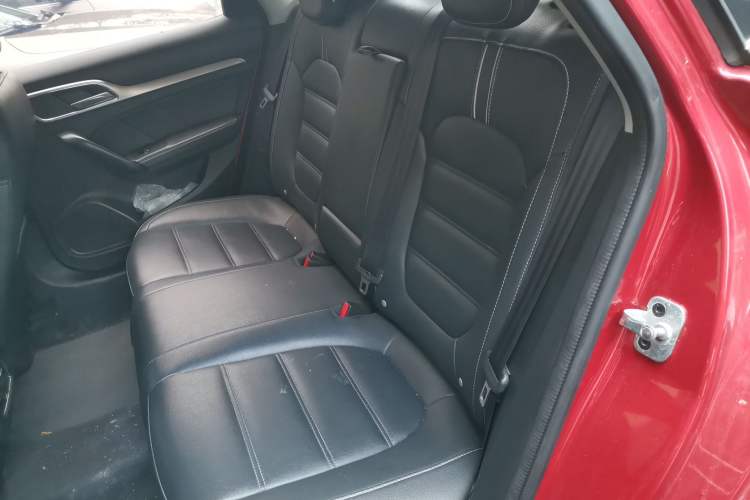 Used MG 6 2018 20T Automatic Luxury Internet Edition China VI Standard Left Rear Seat