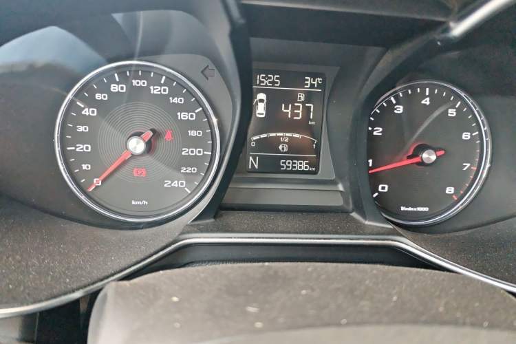 Used MG 6 2018 20T Automatic Luxury Smart Connectivity Version China VI Standard Odometer Close Up