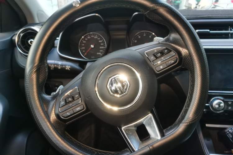 Used MG 6 2018 20T Automatic Luxury Smart Connectivity Version China VI Standard Steering Wheel