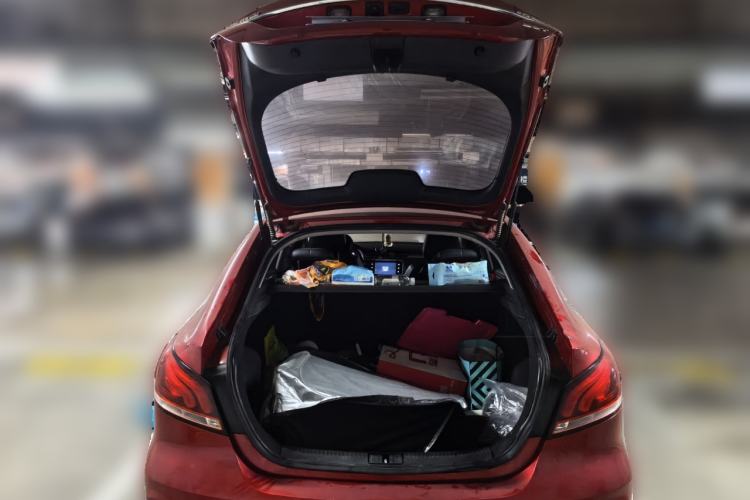 Used MG 6 2018 20T Automatic Luxury Smart Connectivity Version China VI Standard Trunk