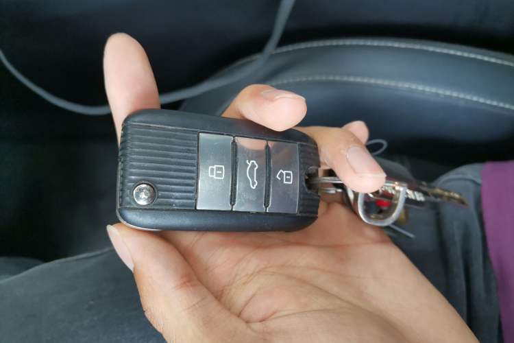 Used MG 6 2018 20T Automatic Luxury Internet Edition China VI Standard Vehicle Key