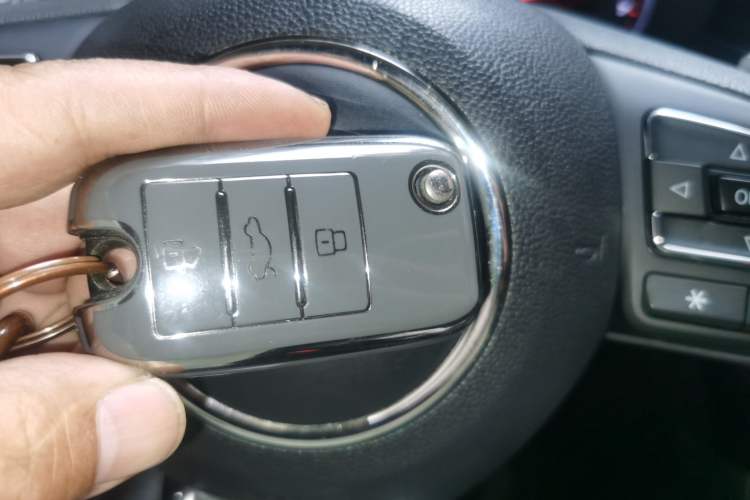 Used MG 6 2018 20T Automatic Luxury Smart Connectivity Version China VI Standard Vehicle Key