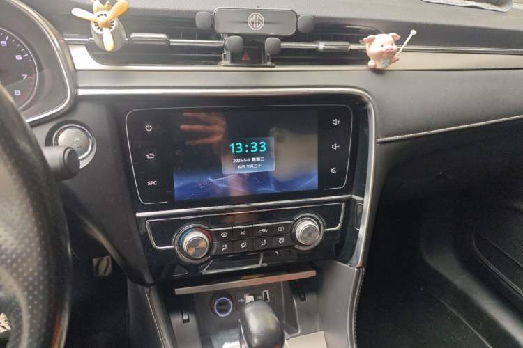 Used MG 6 2018 20T Automatic Luxury Smart Connectivity Version China VI Standard Audio And AC Panel