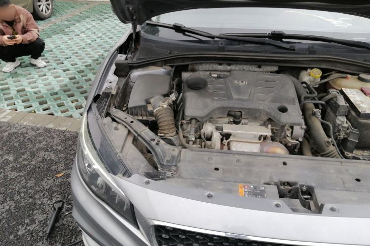 Used MG 6 2018 20T Automatic Trophy Premium Internet Edition China VI Standard Engine Bay Right