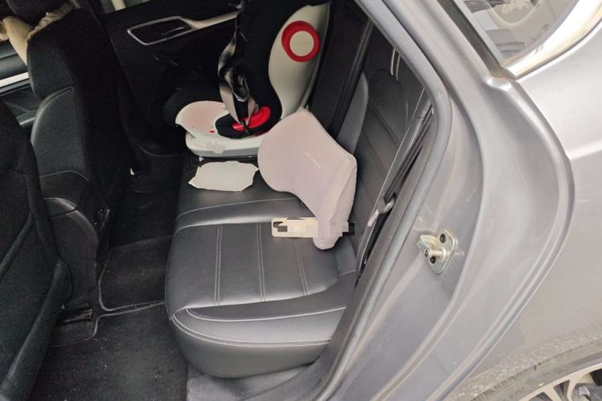 Used MG 6 2018 20T Automatic Luxury Smart Connectivity Version China VI Standard Left Rear Seat