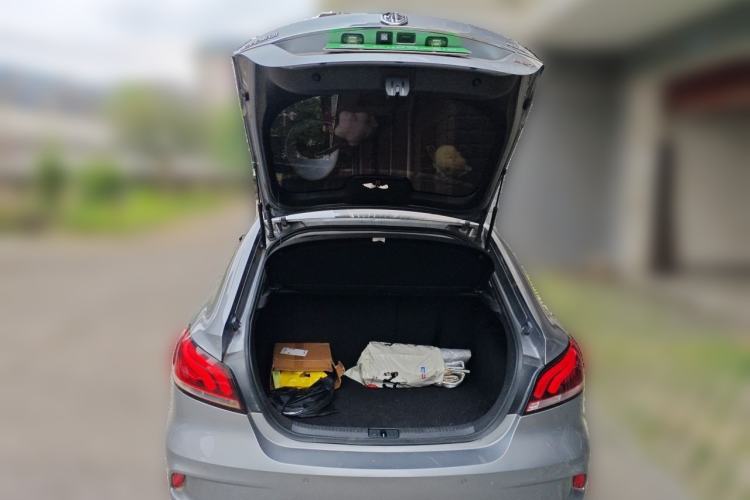 Used MG 6 2018 20T Automatic Luxury Smart Connectivity Version China VI Standard Trunk