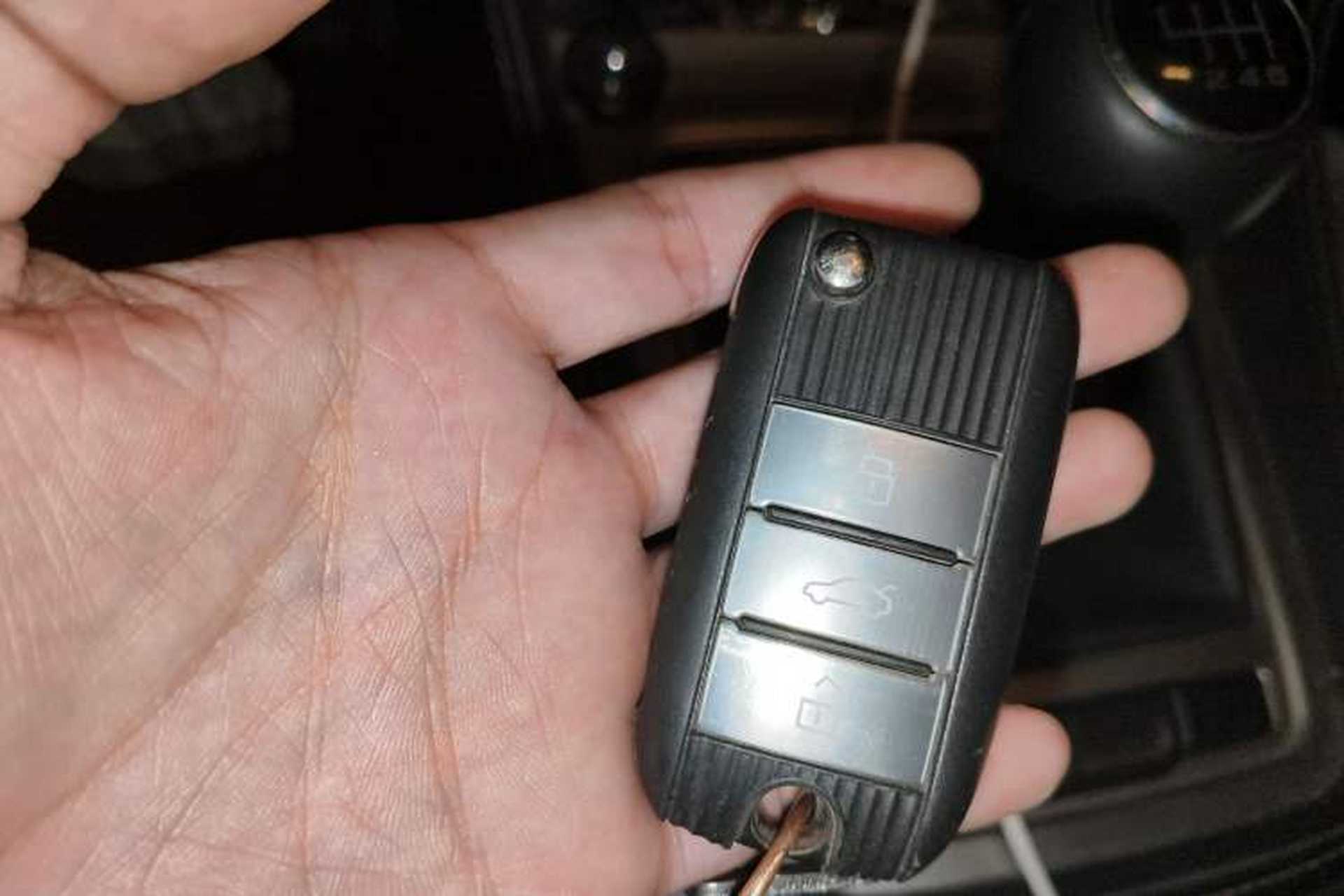 Used MG 6 2018 20T Manual Luxury Smart Connect Version China VI Standard Vehicle Key