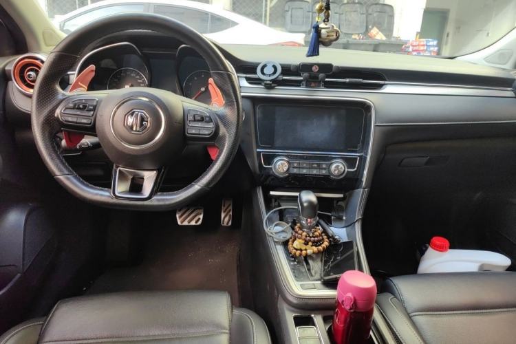 Used MG 6 2018 20T Automatic Luxury Smart Connectivity Version China VI Standard Center Console