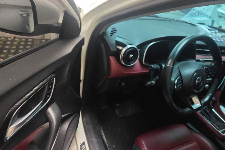 Used MG 6 2018 20T Automatic Trophy Premium Internet Edition China VI Standard Driver Seat