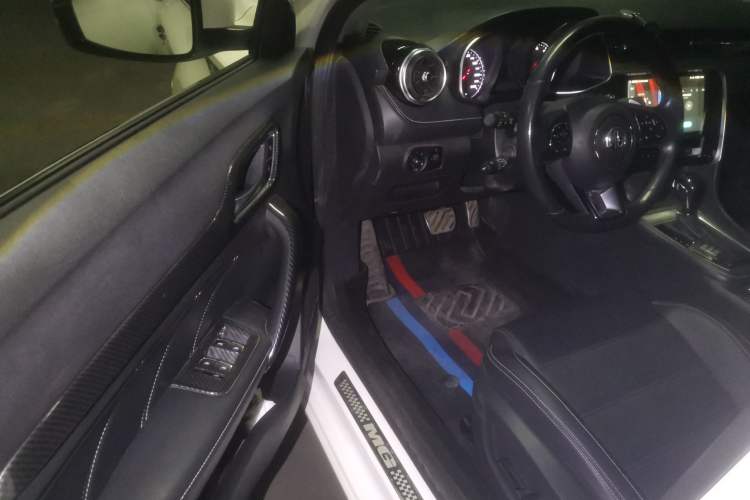 Used MG 6 2018 20T Automatic Luxury Internet Edition China VI Standard Driver Seat