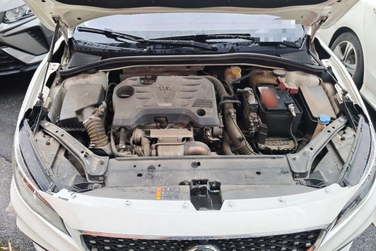 Used MG 6 2018 20T Automatic Trophy Premium Internet Edition China VI Standard Engine Bay