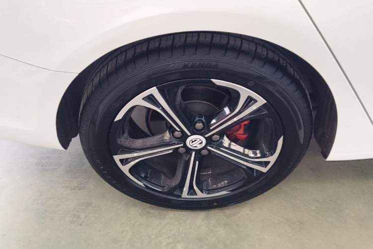 Used MG 6 2018 20T Automatic Luxury Smart Connectivity Version China VI Standard Exterior 5