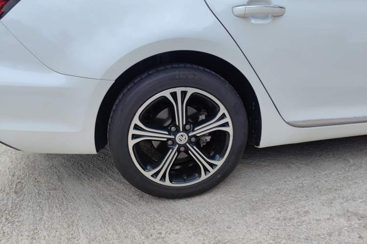 Used MG 6 2018 20T Automatic Luxury Smart Connectivity Version China VI Standard Exterior 8