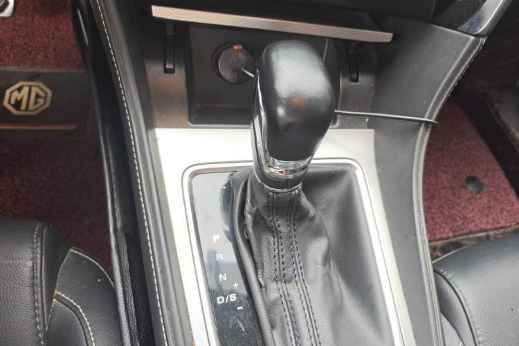 Used MG 6 2018 20T Automatic Luxury Smart Connectivity Version China VI Standard Gear Lever