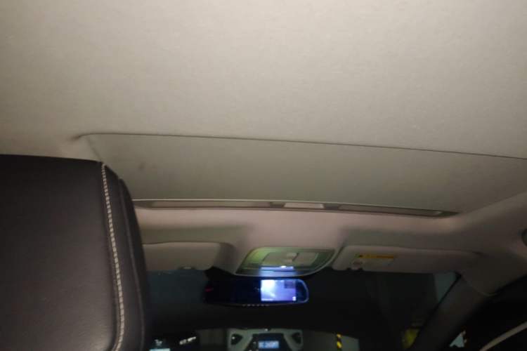 Used MG 6 2018 20T Automatic Luxury Smart Connectivity Version China VI Standard Headliner
