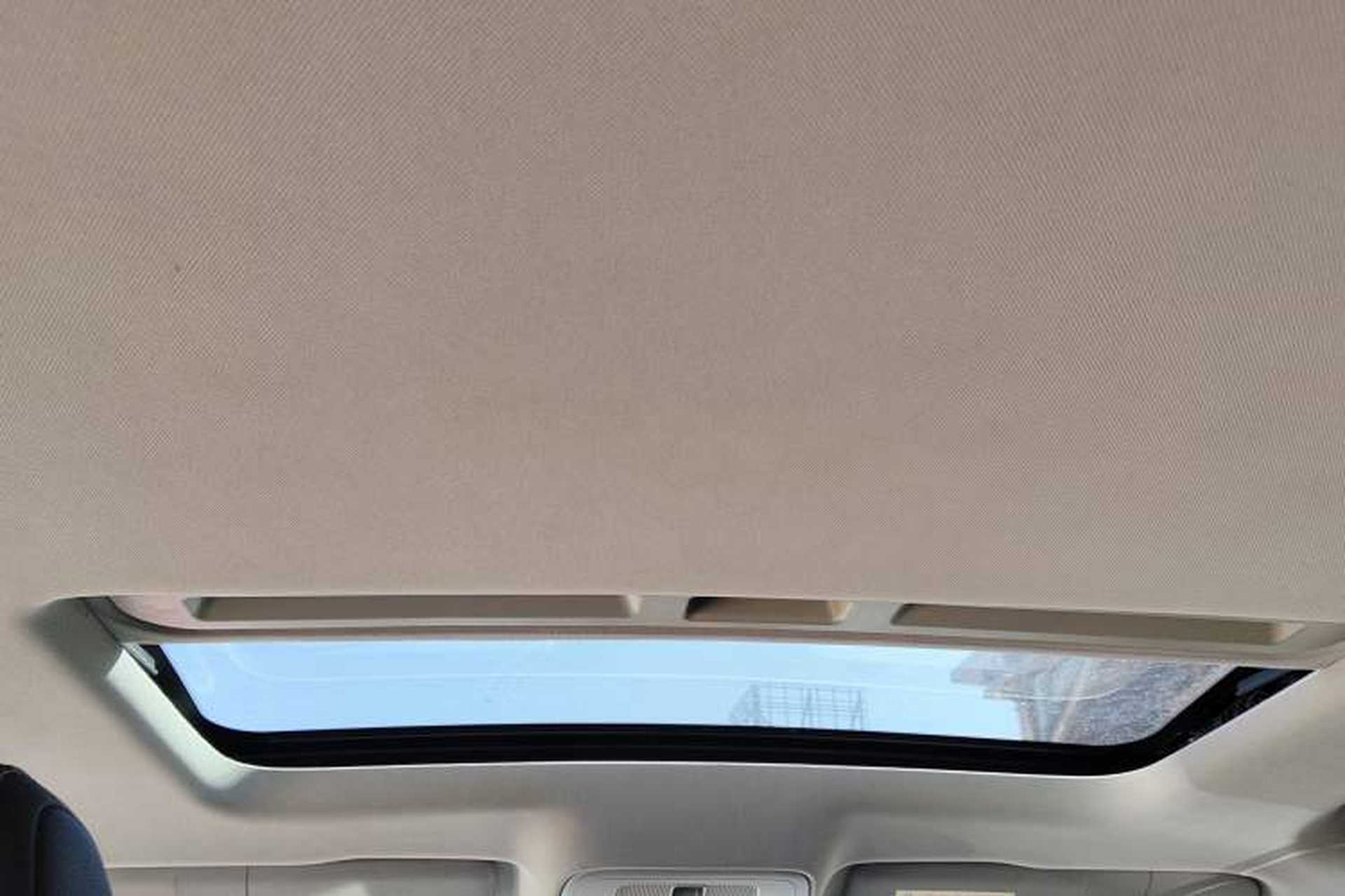 Used MG 6 2018 20T Automatic Luxury Smart Connectivity Version China VI Standard Headliner