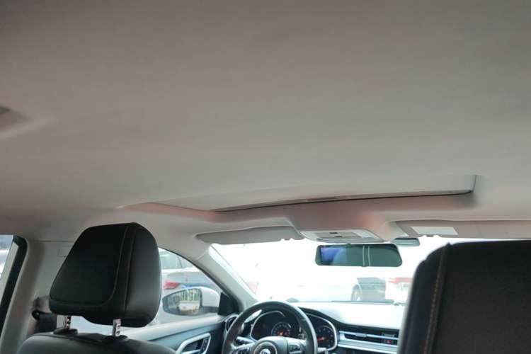 Used MG 6 2018 20T Automatic Luxury Internet Edition China VI Standard Headliner
