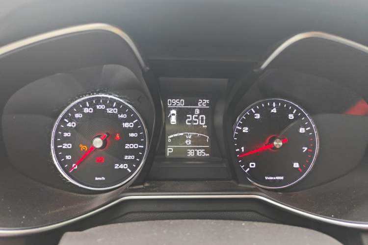 Used MG 6 2018 20T Automatic Luxury Smart Connectivity Version China VI Standard Instrument Cluster