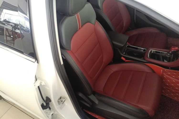 Used MG 6 2018 20T Automatic Trophy Premium Internet Edition China VI Standard Interior 9