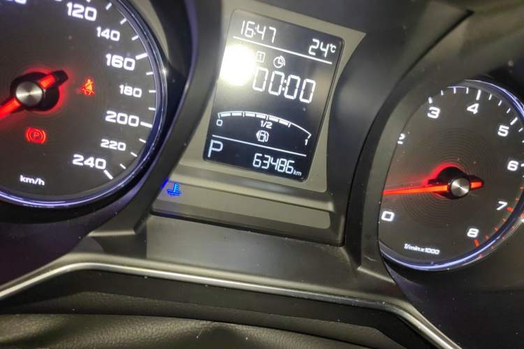 Used MG 6 2018 20T Automatic Luxury Smart Connectivity Version China VI Standard Odometer Close Up