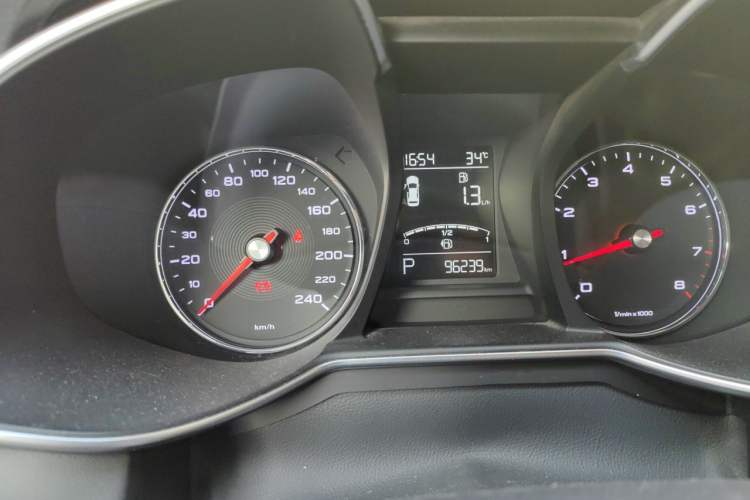 Used MG 6 2018 20T Automatic Luxury Smart Connectivity Version China VI Standard Odometer Close Up
