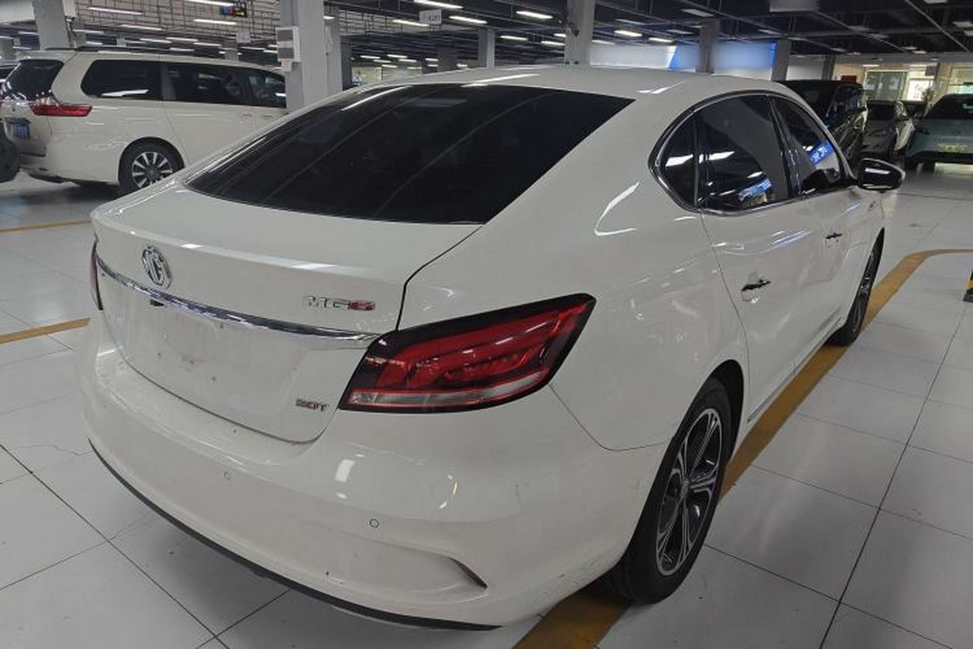 Used MG 6 2018 20T Automatic Luxury Smart Connectivity Version China VI Standard Rear Right 45 Deg