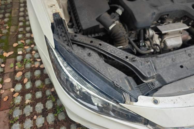 Used MG 6 2018 20T Automatic Trophy Premium Internet Edition China VI Standard Right Front Headlight