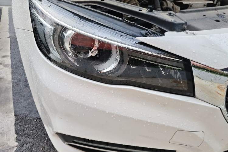 Used MG 6 2018 20T Automatic Trophy Premium Internet Edition China VI Standard Right Front Headlight