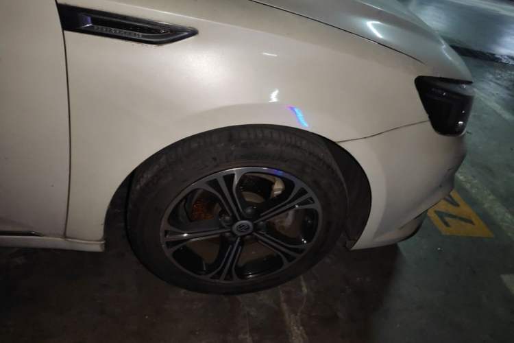 Used MG 6 2018 20T Automatic Luxury Smart Connectivity Version China VI Standard Right Front Wheel Hub