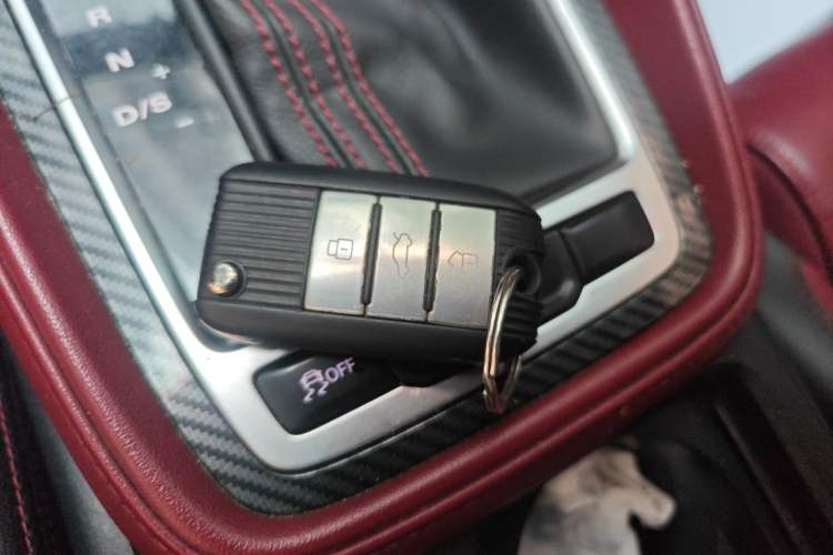 Used MG 6 2018 20T Automatic Trophy Premium Internet Edition China VI Standard Vehicle Key