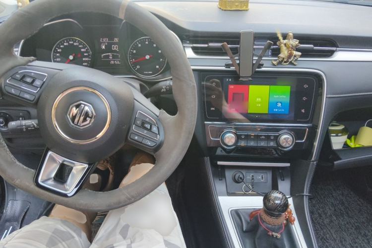 Used MG 6 2019 20T Manual Sport Edition Center Console
