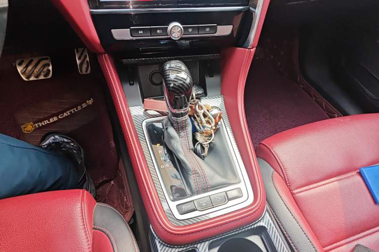 Used MG 6 2019 20T Automatic Trophy Competition Edition + BOSE Luxury Sound System Package Gear Lever