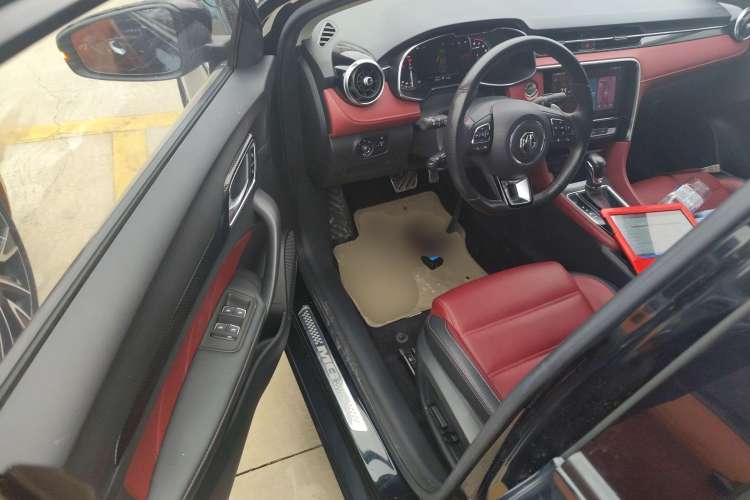 Used MG 6 2019 20T Automatic Trophy Racing Edition + Sporty Rear Exhaust Racing Kit Interior 3