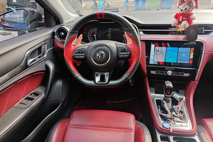 Used MG 6 2019 20T Automatic Trophy Competition Edition + BOSE Luxury Sound System Package Steering Wheel