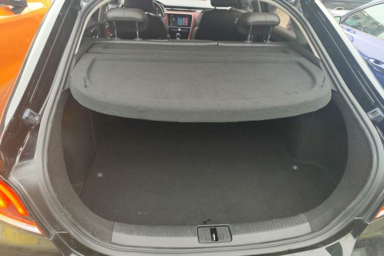 Used MG 6 2019 20T Automatic Trophy Racing Edition + Sporty Rear Exhaust Racing Kit Trunk