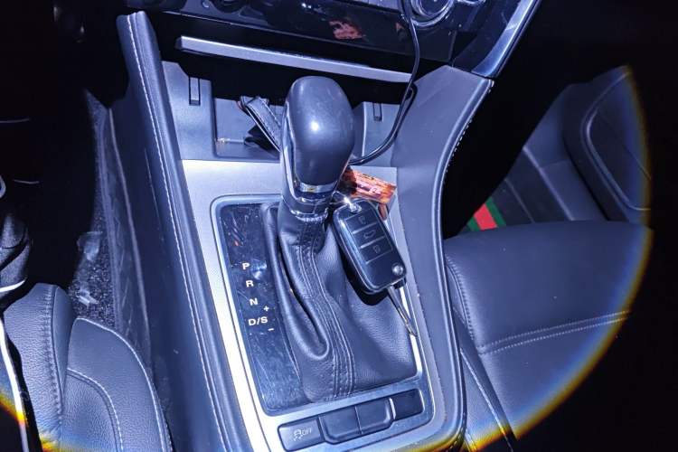 Used MG 6 2019 20T Automatic Sport Edition Gear Lever