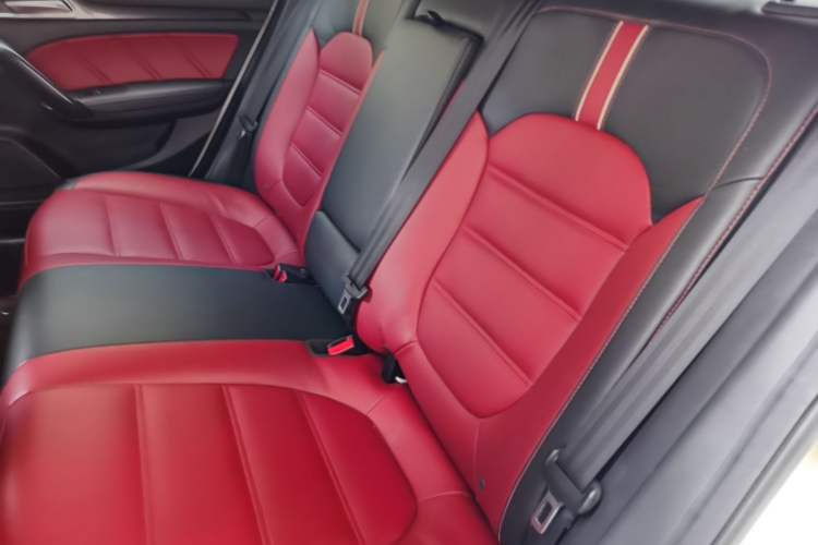 Used MG 6 2019 20T Automatic Trophy Racing Edition + Sporty Rear Exhaust Racing Kit Left Rear Seat