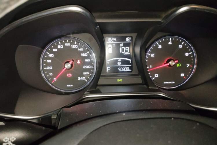 Used MG 6 2019 20T Automatic Sport Edition Odometer Close Up