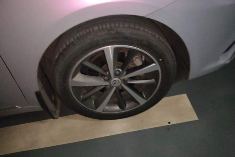 Used MG 6 2019 20T Automatic Sport Edition Right Front Wheel Hub