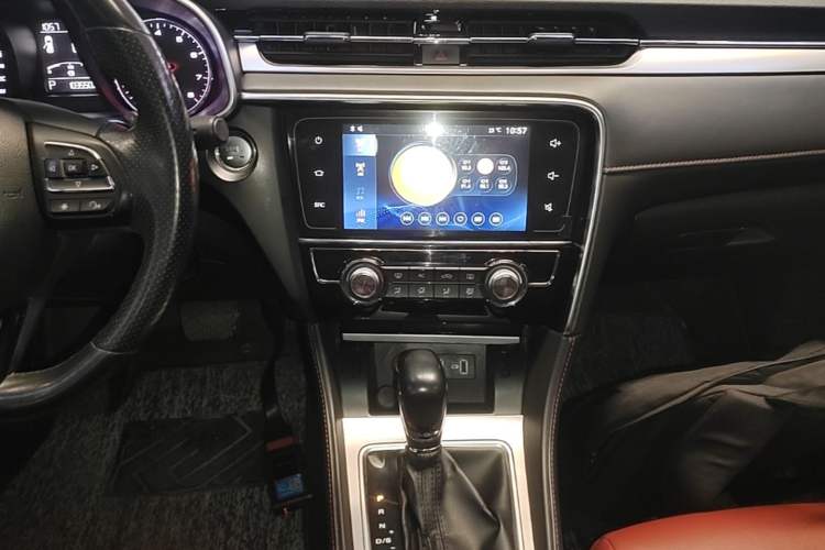 Used MG 6 2019 20T Automatic Starlight Edition Audio And AC Panel