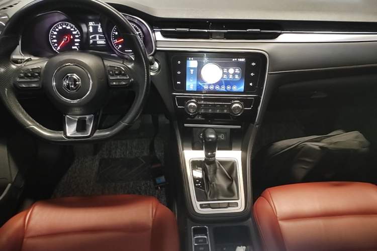 Used MG 6 2019 20T Automatic Starlight Edition Center Console