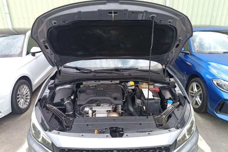 Used MG 6 2019 20T Automatic Trophy Competition Edition + BOSE Luxury Sound System Package Engine Bay